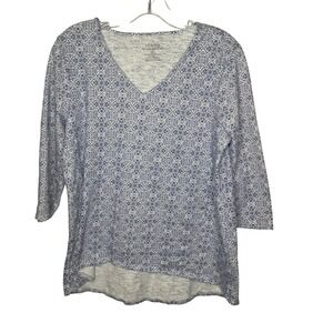 Chicos The Ultimate Tee Blue White Print 3/4 Sleeve V-Neck Top Size 1(M)